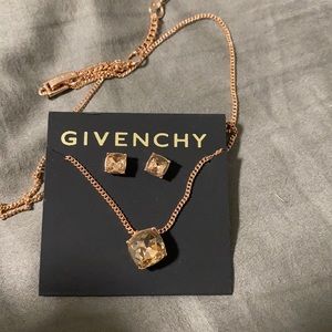 Givenchy jewelry set
